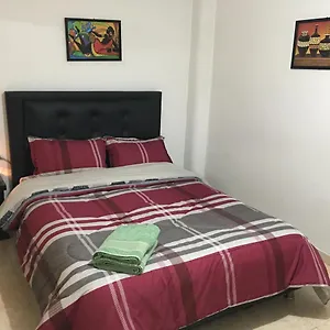 Homestay Dorado Airport &