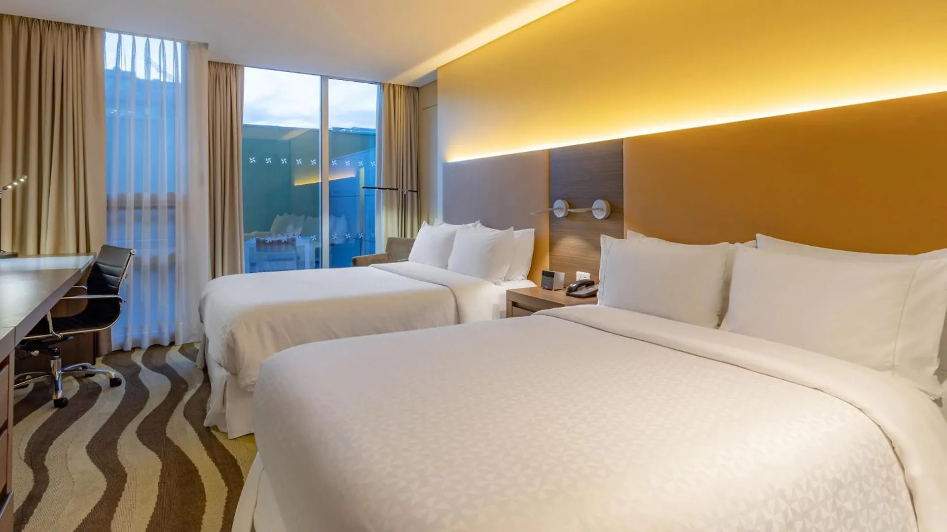 Four Points By Sheraton Bogotá 4*,  Colombie